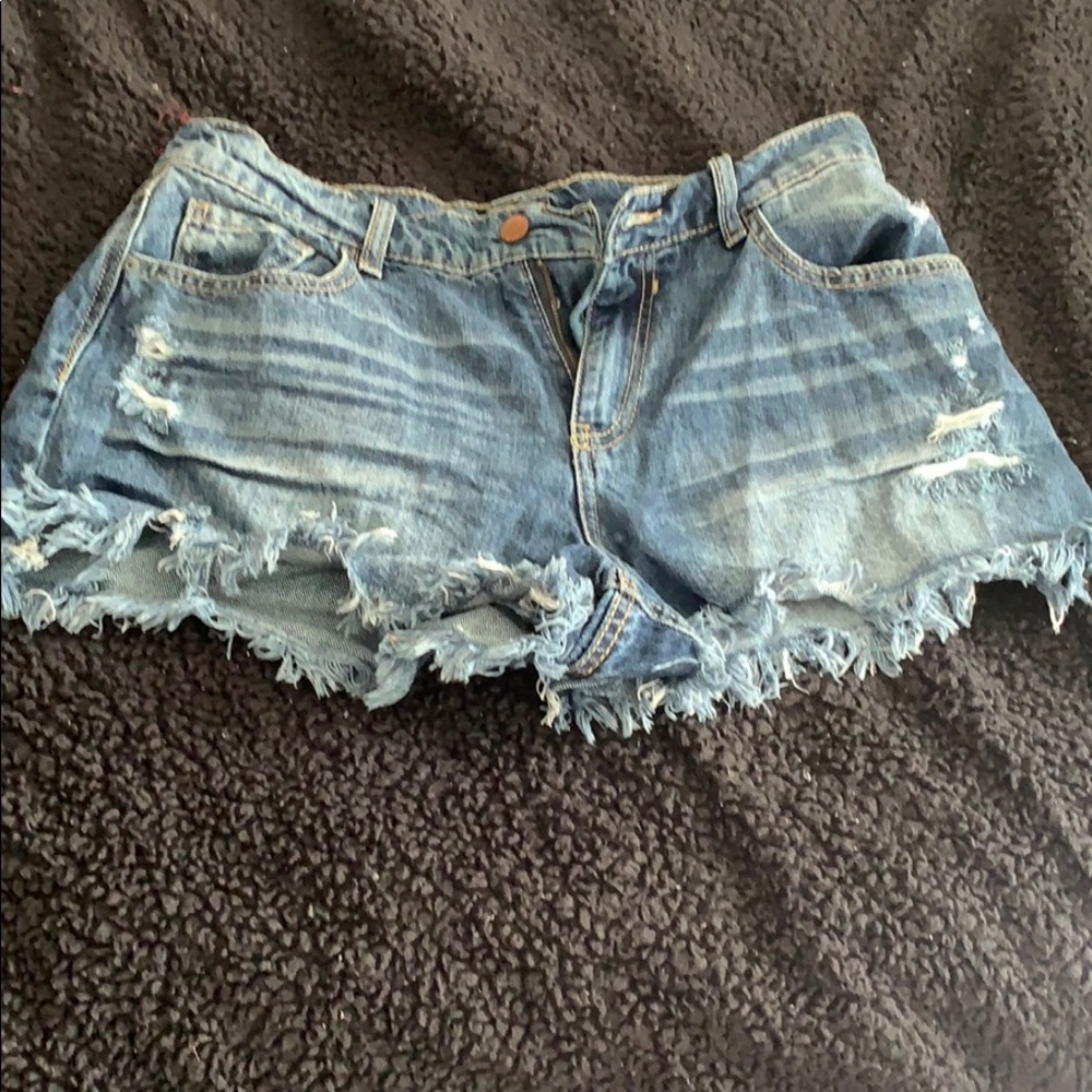 Distressed, dark wash, Jean shorts